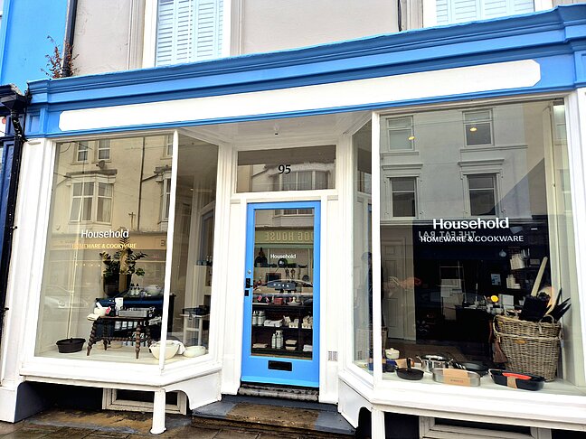 Household kitchen-ware, Sandgate